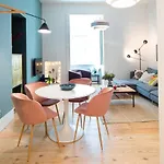 Apartmán Brand New & Spacious 2bdr By Lovelystay *